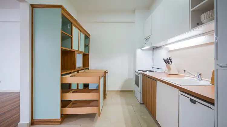 Kitchen Almirah Design